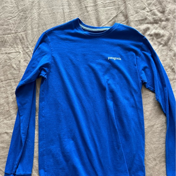Patagonia long sleeve shirt - Picture 1 of 3